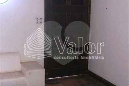CASA À VENDA COLOCADA COM A SANTA CASA