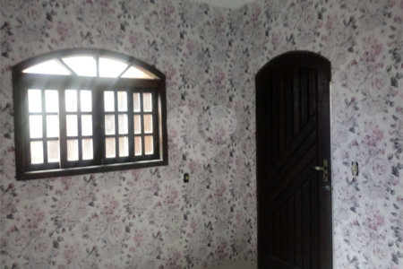 Casa á venda - Jardim Guarará