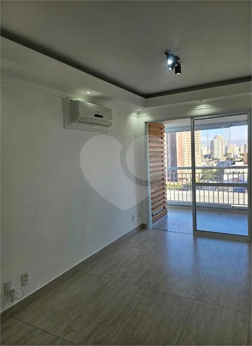 Apartamento de 82,6 m² no Baeta Neves, com 3 dormitórios, 1 suíte, 2 vagas, varanda gourmet com churrasqueira, planejados, ar-condicionado e lazer completo.