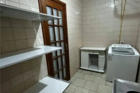 Sobrado à venda com 3 quartos, sendo 1 suíte,  em Jardim Ester, São Paulo, SP