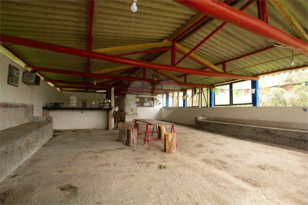 Sítio à venda com 8 quartos, sendo 4 suítes, em Taiaçupeba, Mogi das Cruzes, SP