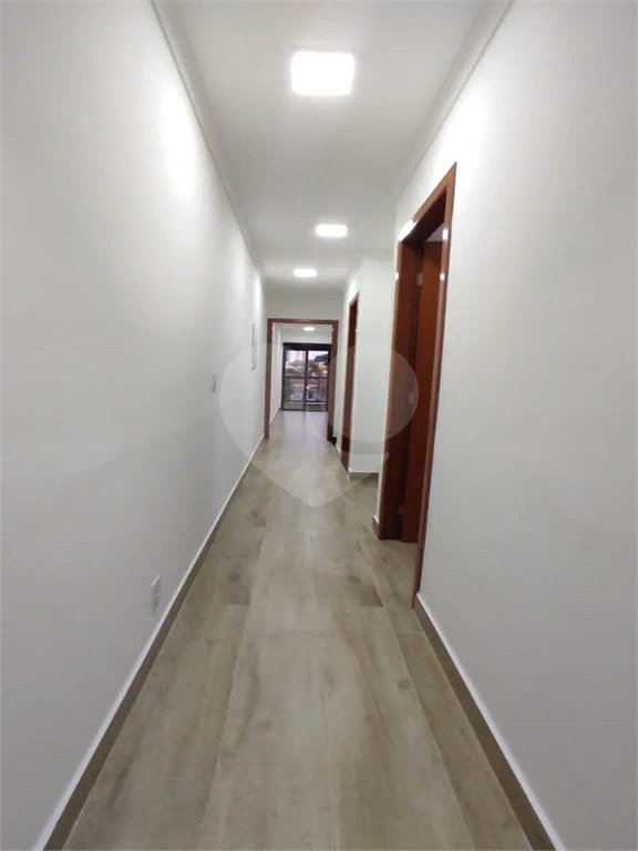 Sobrado à venda na Vila Carrão, 3 quartos (1 suíte)