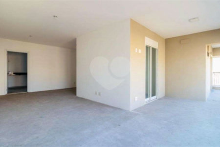 Apartamento à Venda com 110m² - Saúde