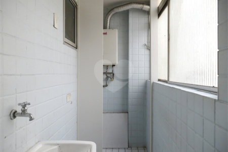 Apartamento com uma suíte na Bela Vista