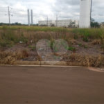 Lote no Jardim do Bosque, aceita financiamento ou aquisição de terreno e construção