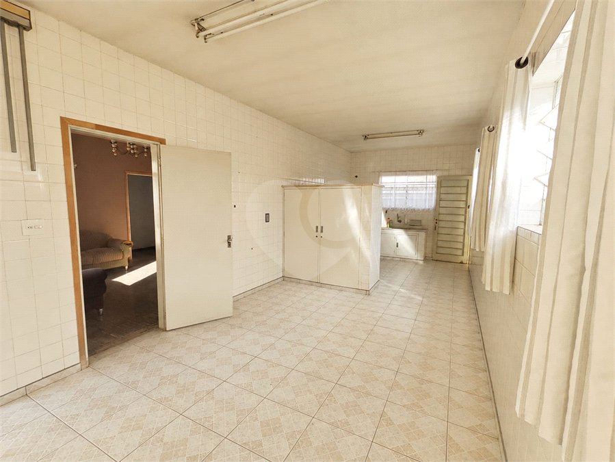 Casa Térrea Charmosa e Espaçosa na Vila Prado: Conforto, Praticidade e Próxima ao Centro!