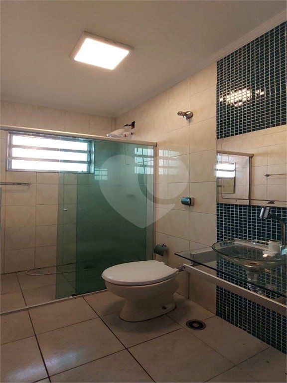 Casa Sobrado à venda de 4 dormitórios sendo 1 suíte e 2 vagas na Saúde