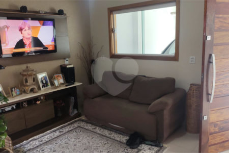 casa com area de lazer a venda