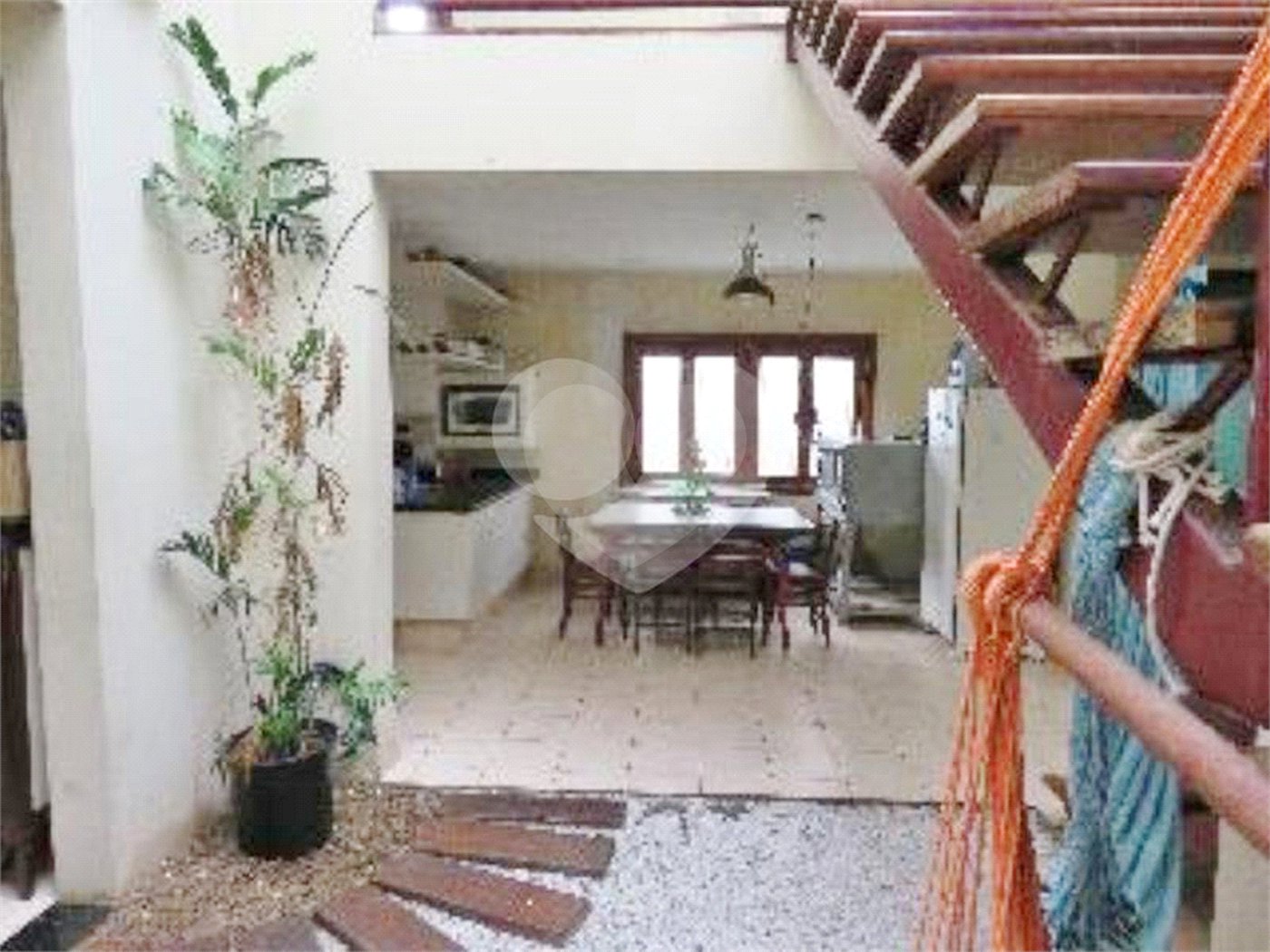 Sobrado à venda no Planalto Paulista c/300 m2 - 4 Quarto/1 Suíte/3 Vagas na garagem - Metrô S.Judas