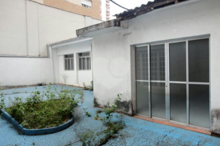 Excelente Casa Térrea Comercial em Região Nobre !!!