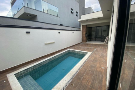 Casa à venda com 3 quartos, sendo 1 suíte, no condomínio Terras da Estancia, Paulínia- SP