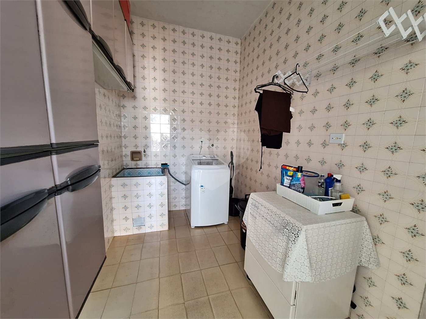 Casa à venda com 2 dormitórios á venda.