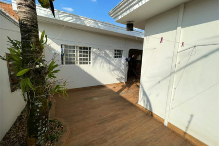 Casa para venda na Vila Carmem