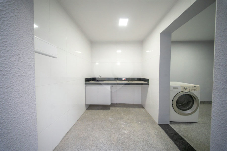 Sobrado de Vila com 200 m2 á venda no Tatuapé - Reformado Aceita Permuta