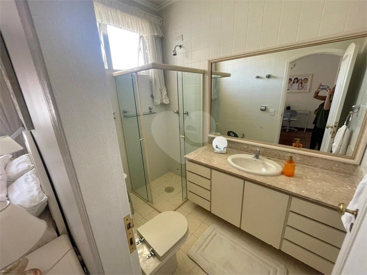 CASA TÉRREA EXCELENTE A VENDA NO TREMEMBÉ - 3 SUÍTES, PISCINA AREA GOURMET E 4 VAGAS DE GARAGEM