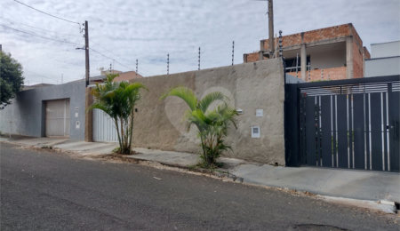 Sobrado à venda com 3 quartos, sendo 2 suítes, em Jardim Serra Azul, Araraquara, SP