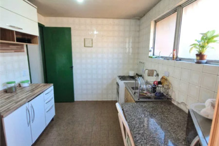 Casa à venda com 3 quartos em Vila Sônia, São Paulo, SP