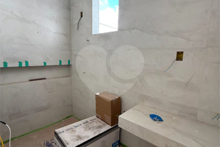 Casa no Embaré 3 quartos 1 suíte