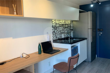 Studio à venda e/ou locação em Moema de 27m²