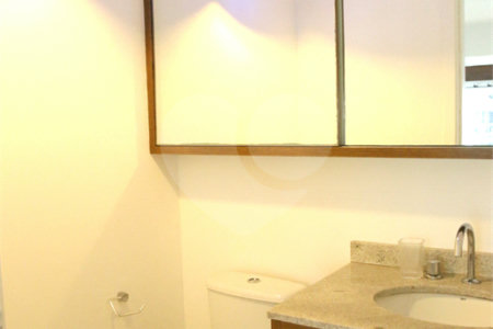Apartamento á venda - Campo Belo