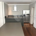 Apto 220 metros no Campo Belo. varanda, 5 vagas, 3 suítes. Visite