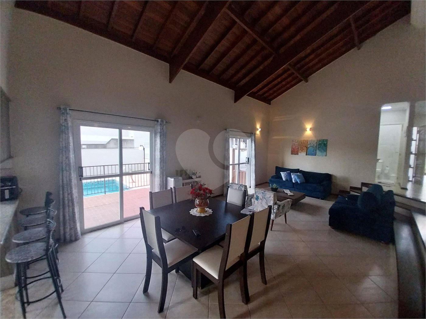 Casa Térrea Disponível para Locação e Venda no Condomínio Vilaggio Capriccio