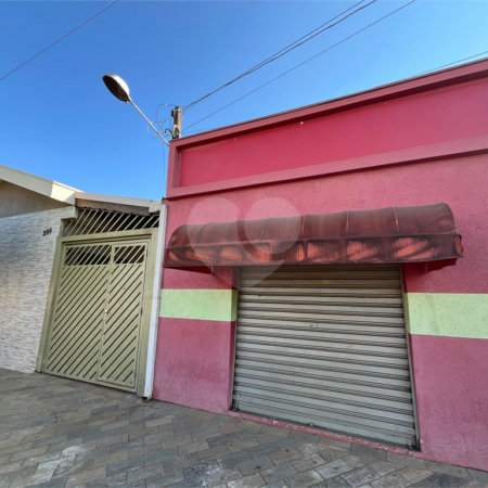 Casa á venda no Jardim Hikare