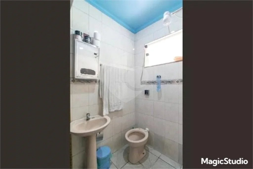 Casa com 275m², 3 quartos, 2 suítes, 8 garagens, à venda em Santo André