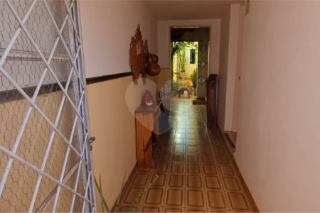 Oportunidade Única no Centro de São Carlos: Imóvel Versátil para Residência ou Negócio