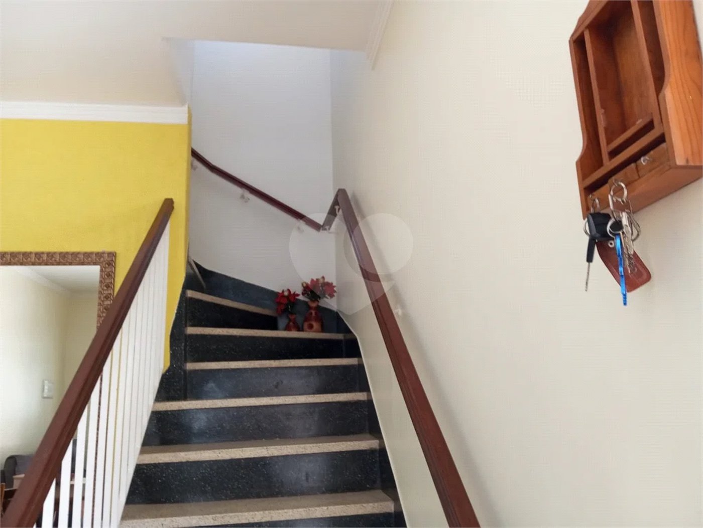 Terreno á venda com 2 casas na Vila Rosália, Guarulhos, SP.