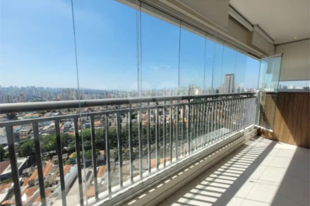Apartamento à venda com 3 quartos, sendo 2 suítes, em Cambuci, São Paulo, SP