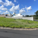 Terreno amplo localizado a venda.