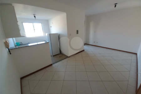 Apartamento no Condomínio Michelangelo .
