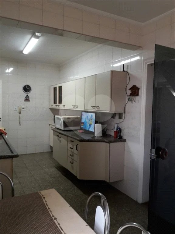Apartamento com 136m² , 3 dormitórios , sendo 1 suíte , 2 vagas , à venda na Vila Prudente.