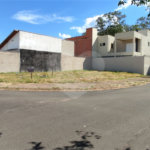 Terreno à Venda em São Carlos, no bairro Parque dos Flamboyants