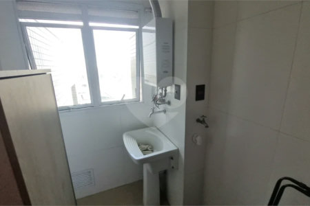 Apartamento Mobiliado no Anália Franco