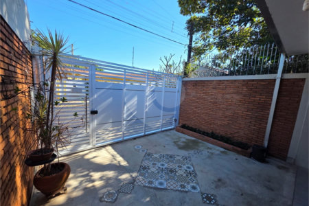 Casa à venda com 3 quartos, sendo 1 suíte,  em Jardim Nova Santa Paula, São Carlos, SP