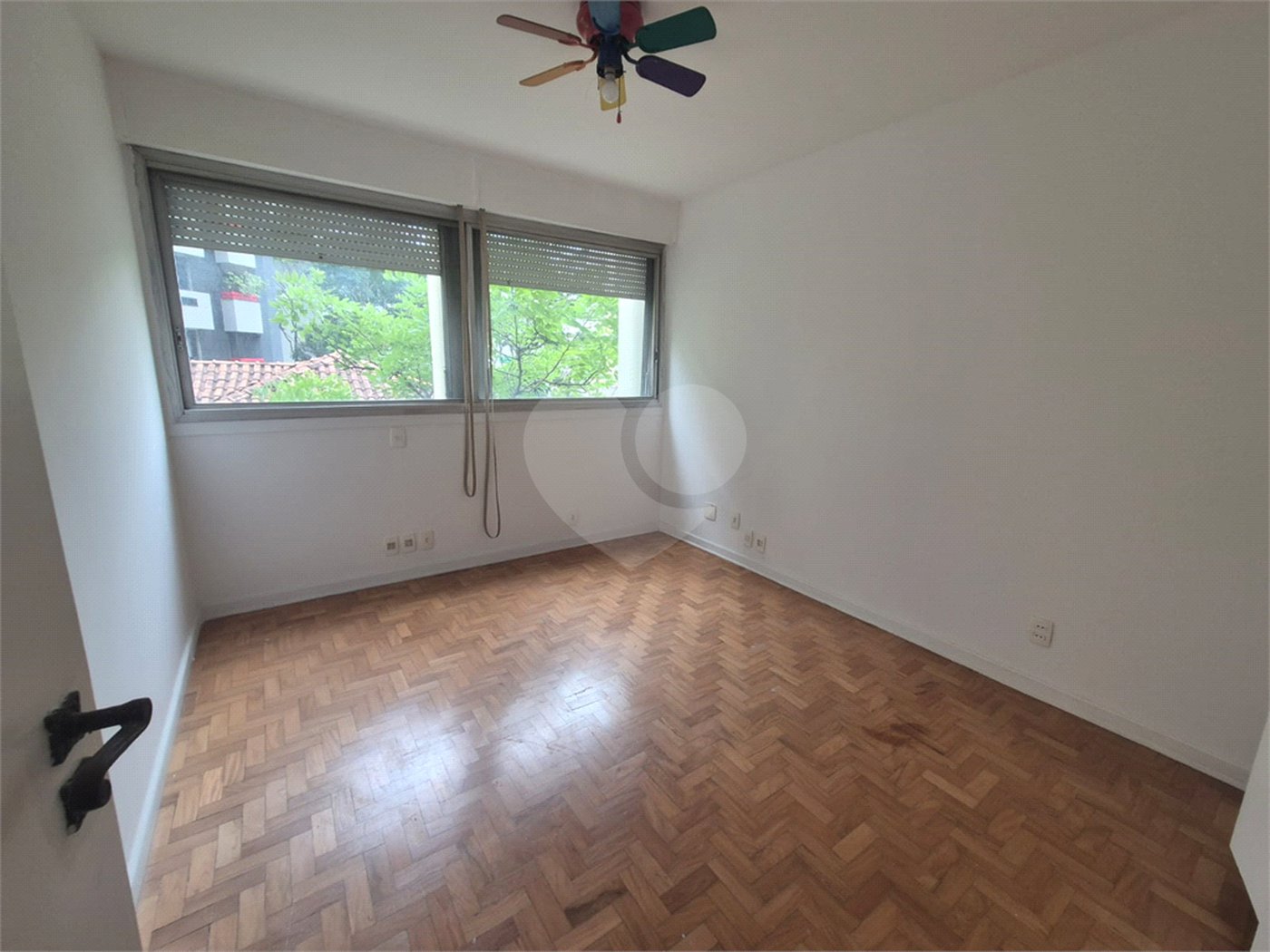 Apartamento à venda com 4 quartos, sendo 1 suíte,  em Itaim Bibi, São Paulo, SP