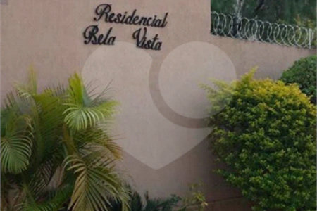 Apartamento no Condomínio Residencial Bela Vista I .