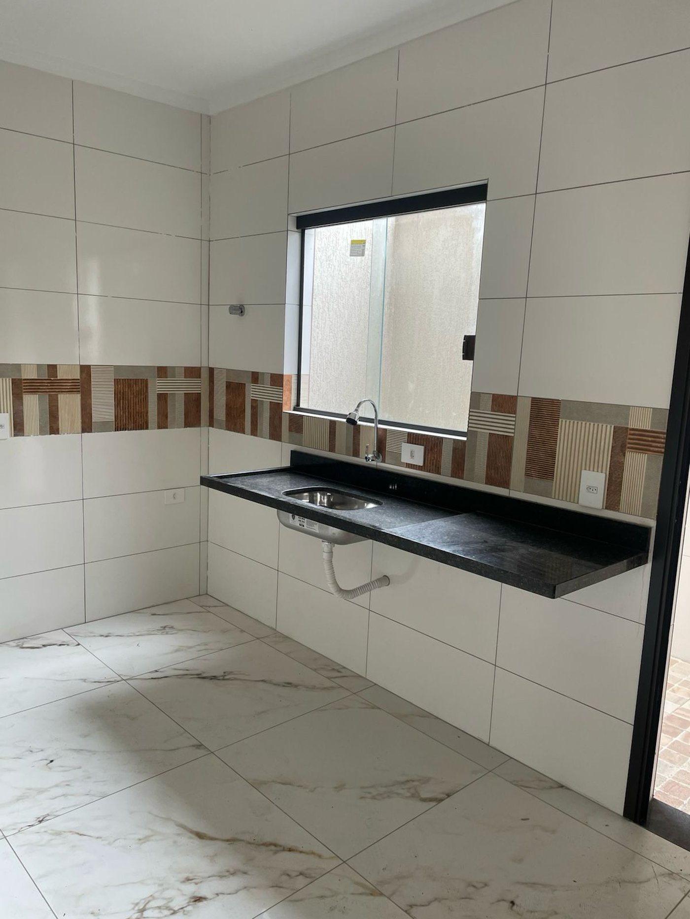 ✨ Sobrado em Condomínio com Piscina – Jardim Real | Praia Grande ✨