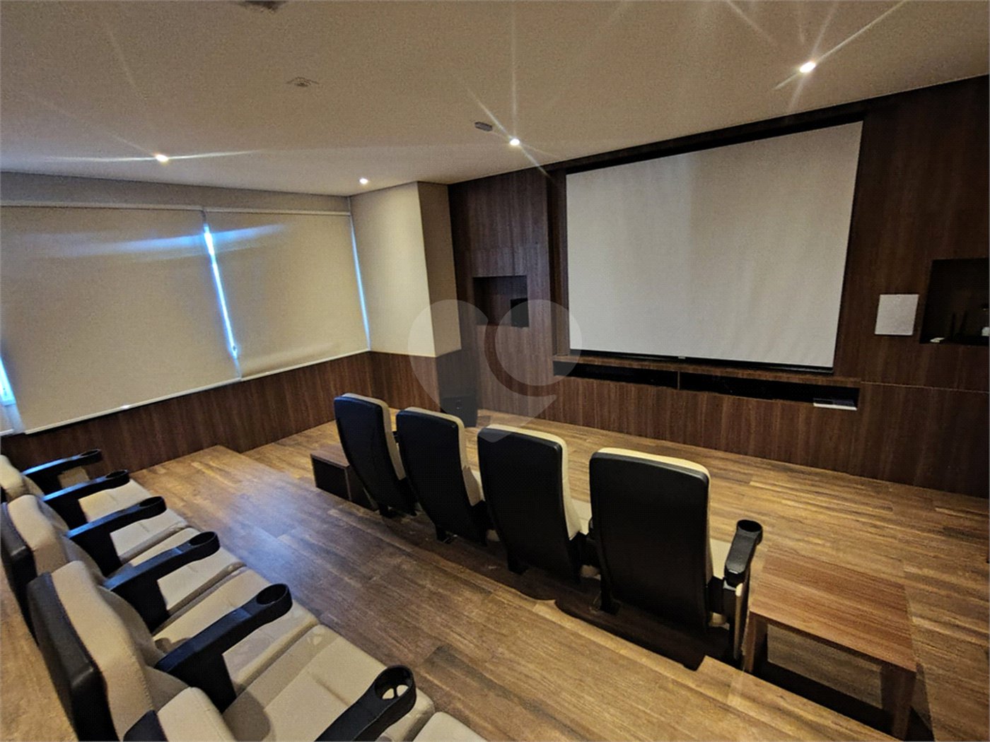 Apartamento 3 Quartos com Suíte 109m², Aurora Gardens 2 Vagas de Garagem