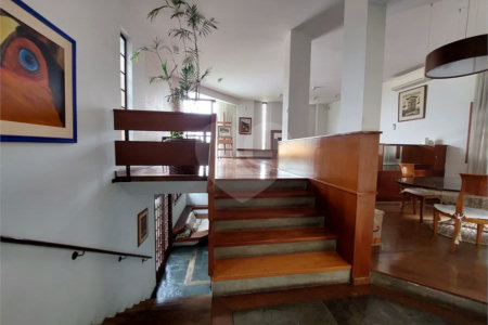 Elegância e conforto na melhor localização da City América!