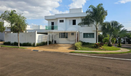 Casa à venda com 3 suítes no condomínio Village Damha II, São Carlos - SP