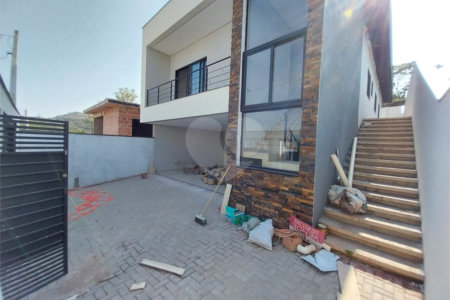 CASA A VENDA NO RESIDENCIAL CAPIVARI EM LOUVEIRA