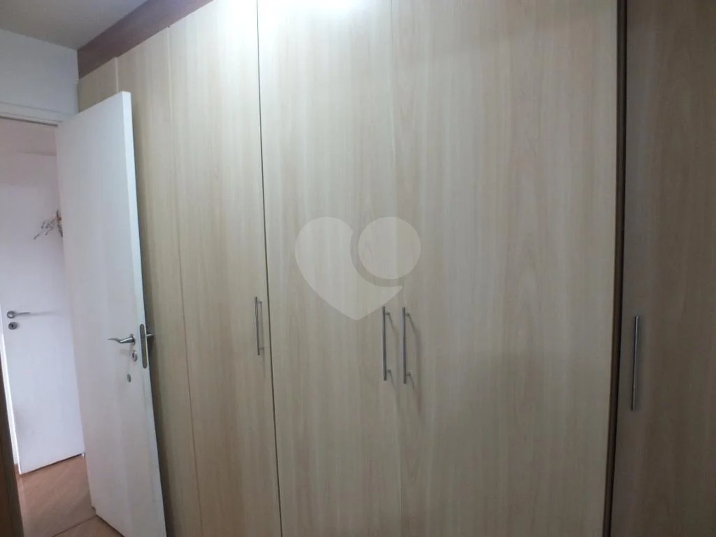 Apartamento com 03 suítes no Alto Da Boa Vista.