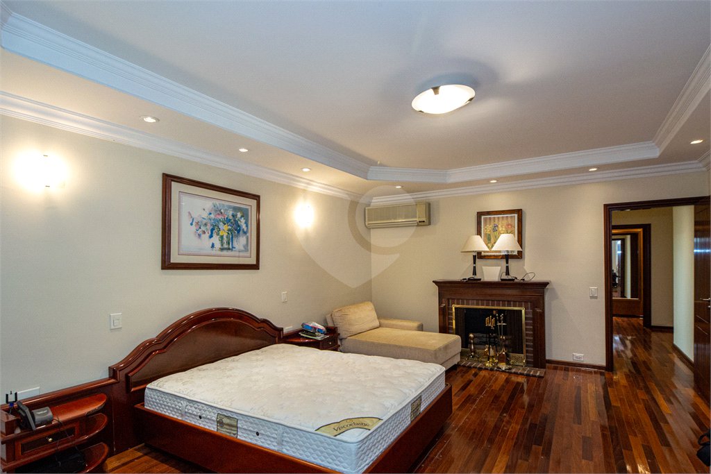 Casa à venda com 4 suítes no condomínio Chácara Flora, São Paulo - SP