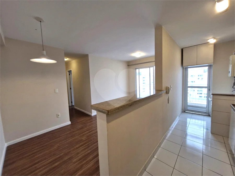 Apartamento a venda com 2 quartos no Jardim Marajoara