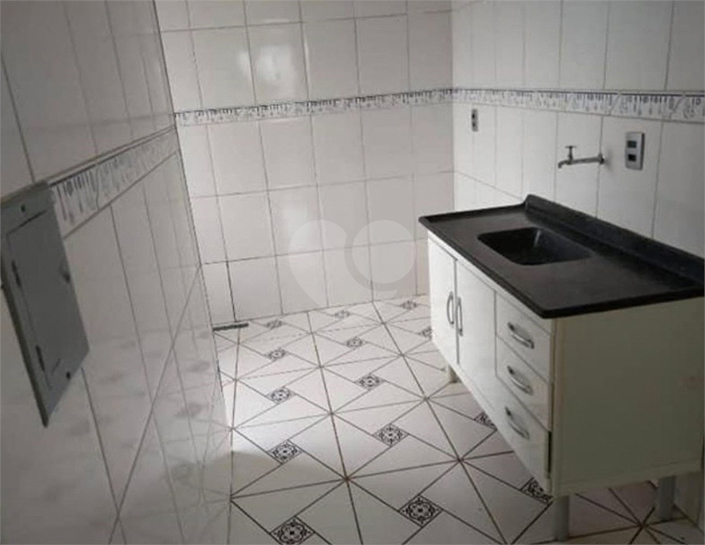 Apartamento no Romeu Santini.