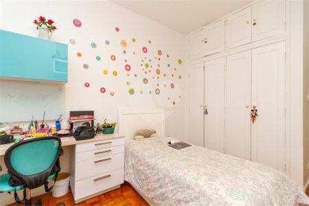 Apto espaçoso | 180 m² | 3 dorms. (1 suíte) | 1 vaga em Santa Cecília!