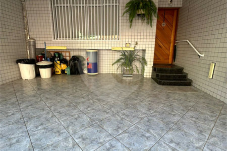 Sobrado venda no Alto da Mooca, com 266m2, 4 quartos, 3 salas, área gourmet e 2 vagas de garagem